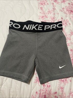 Nike Pro Short | Size Large Girls
